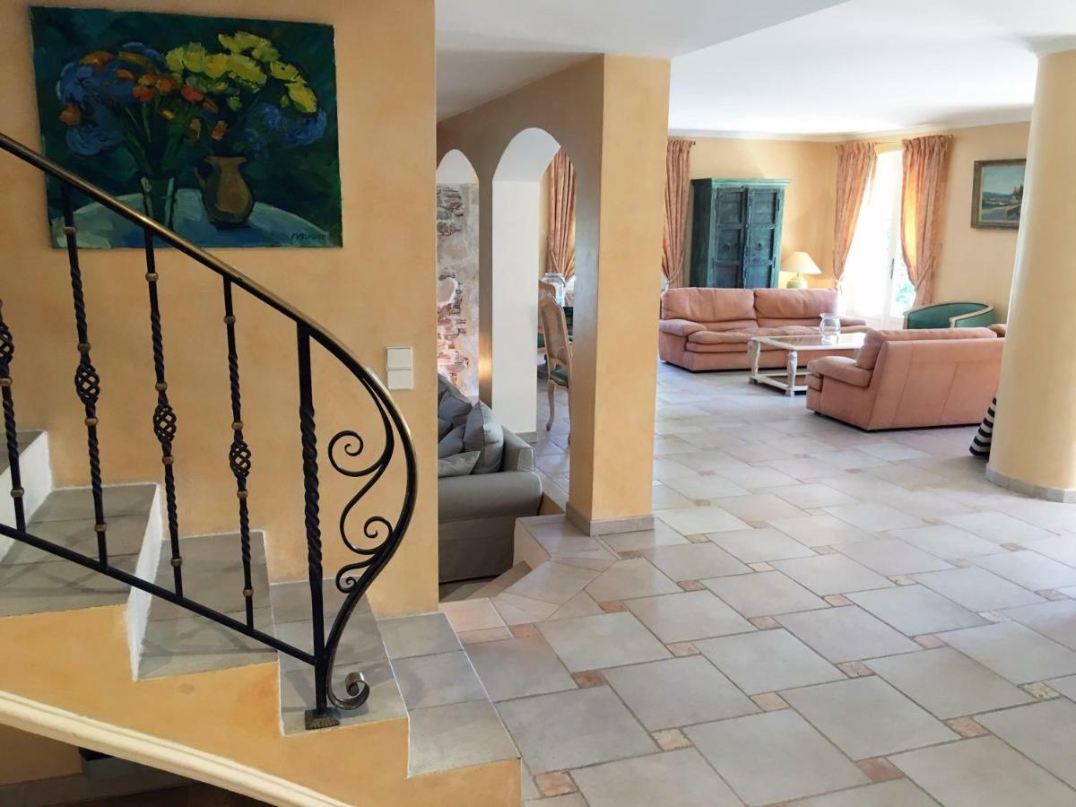 Bed and Breakfast Le Champmazet Ла Рокет-Сюр-Сиань Экстерьер фото