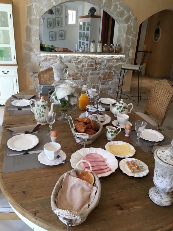 Bed and Breakfast Le Champmazet Ла Рокет-Сюр-Сиань Экстерьер фото